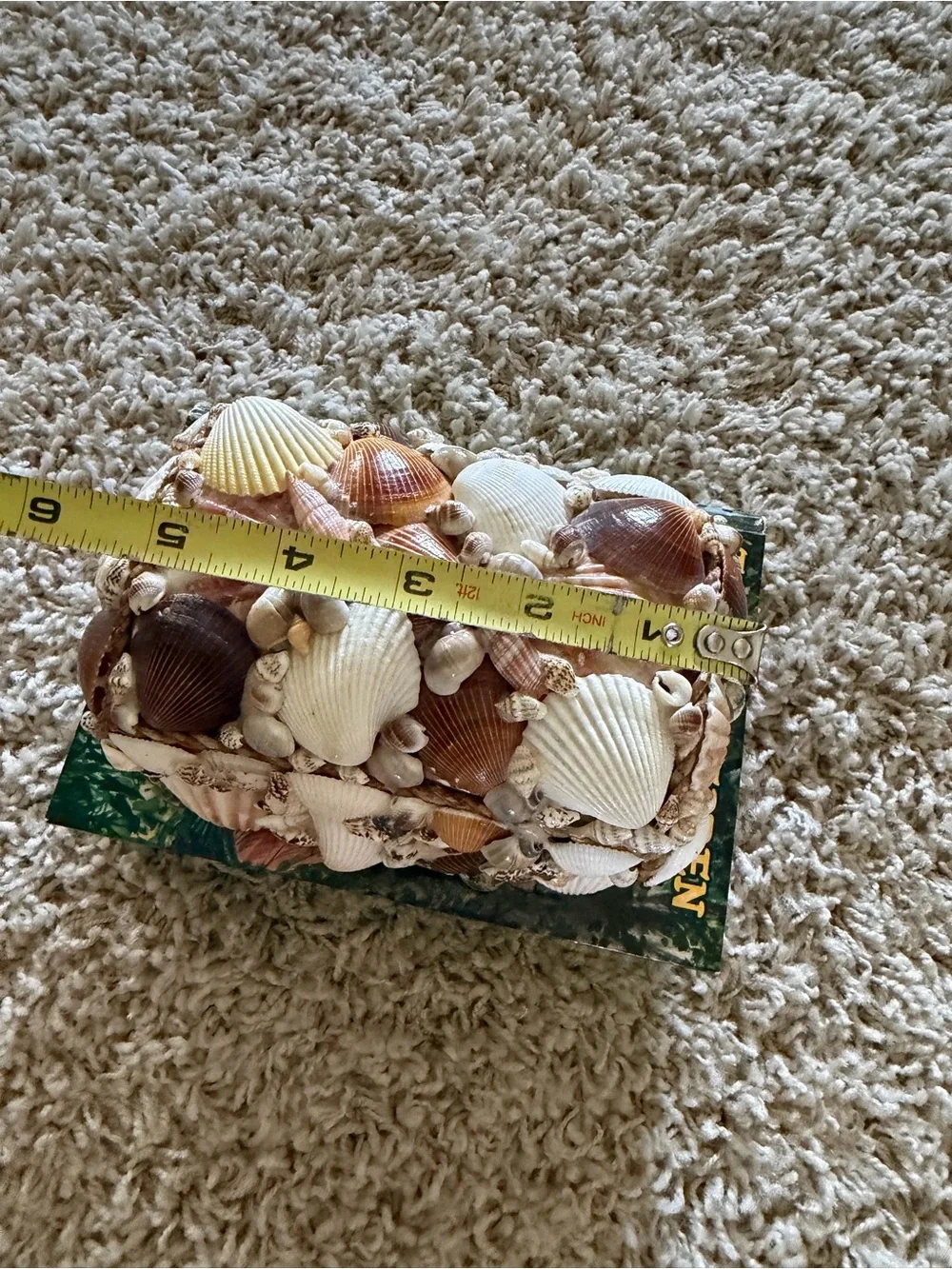 Vintage Shell-Covered Decorative Box in Cream, Brown, Pink